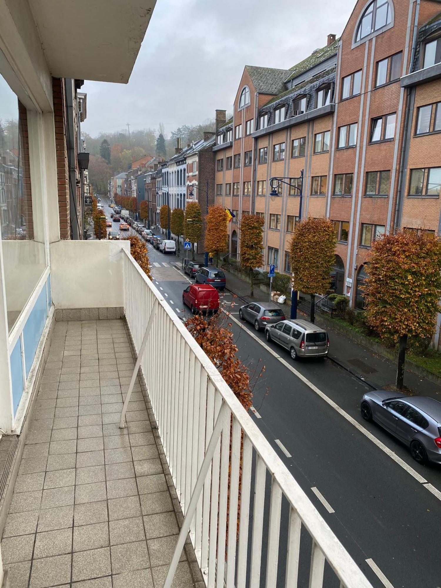 Appartement lumineux, idéalement situé - Enfants bienvenus Namur Exterior foto